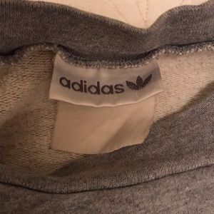 adidas Tops - Vintage adidas sweatshirt medium stitched logo adidas Tops - Vintage adidas sweatshirt medium stitched logo